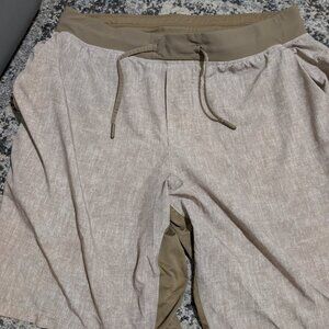 Lululemon Men’s Khaki Color Athletic Shorts with Cut Out Liner – Size L